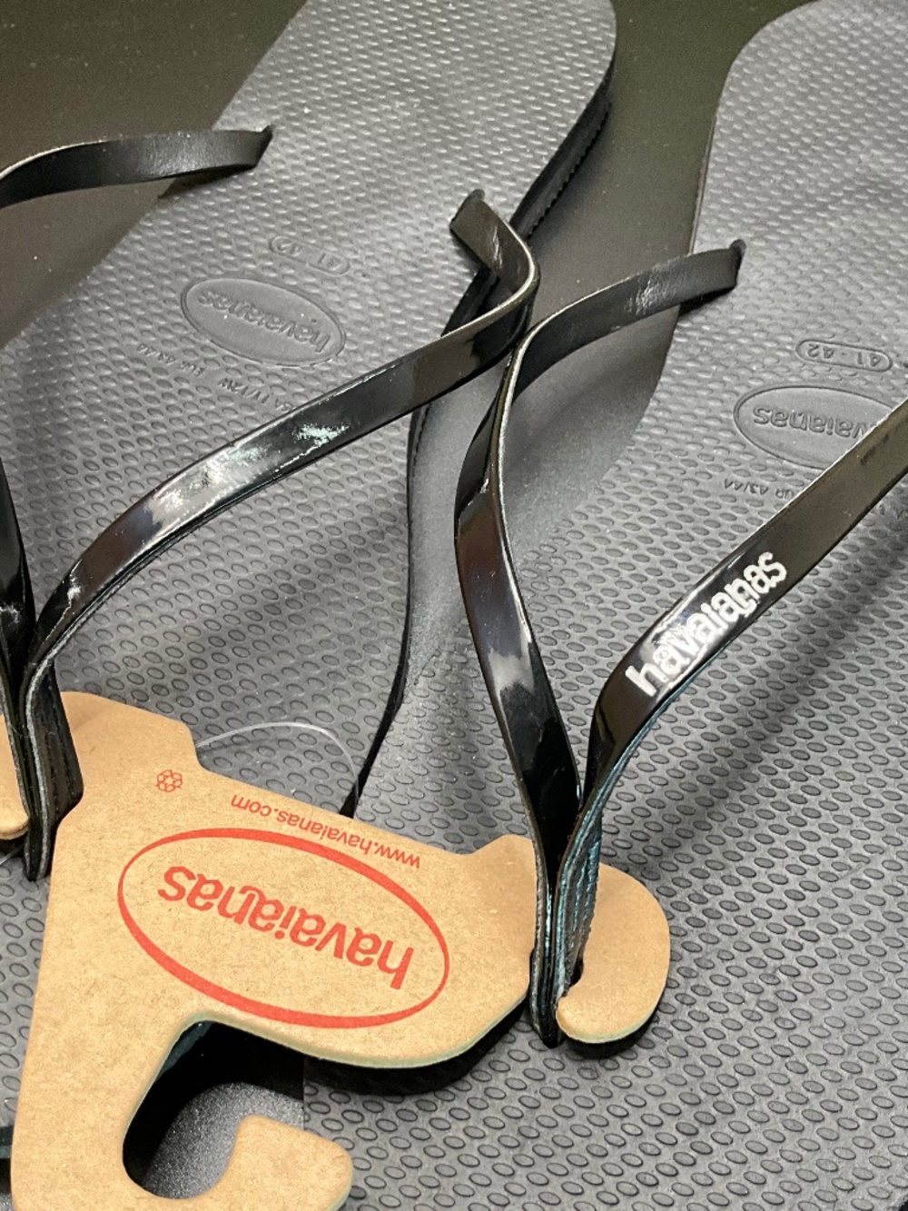 Havianas Women’s You Metallic Flip-Flop US Women’s 11/12 Eu 41/42 NWT